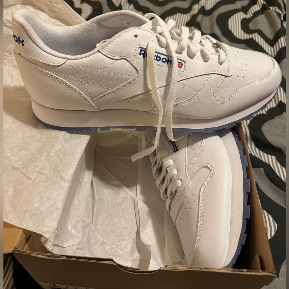 Reebok classic size 13 (NEW)